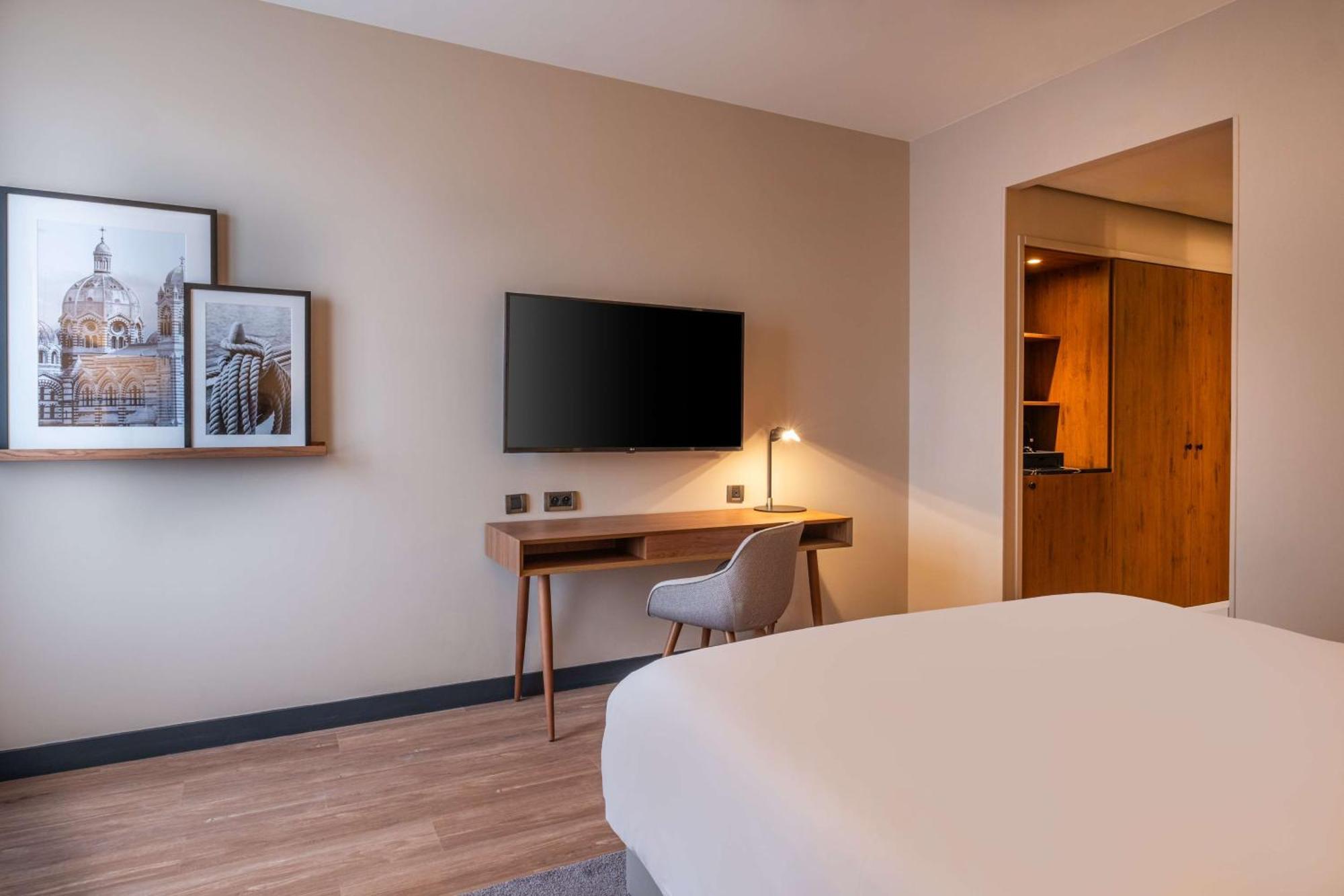 Radisson Blu Vieux Port Hotel Marseilles