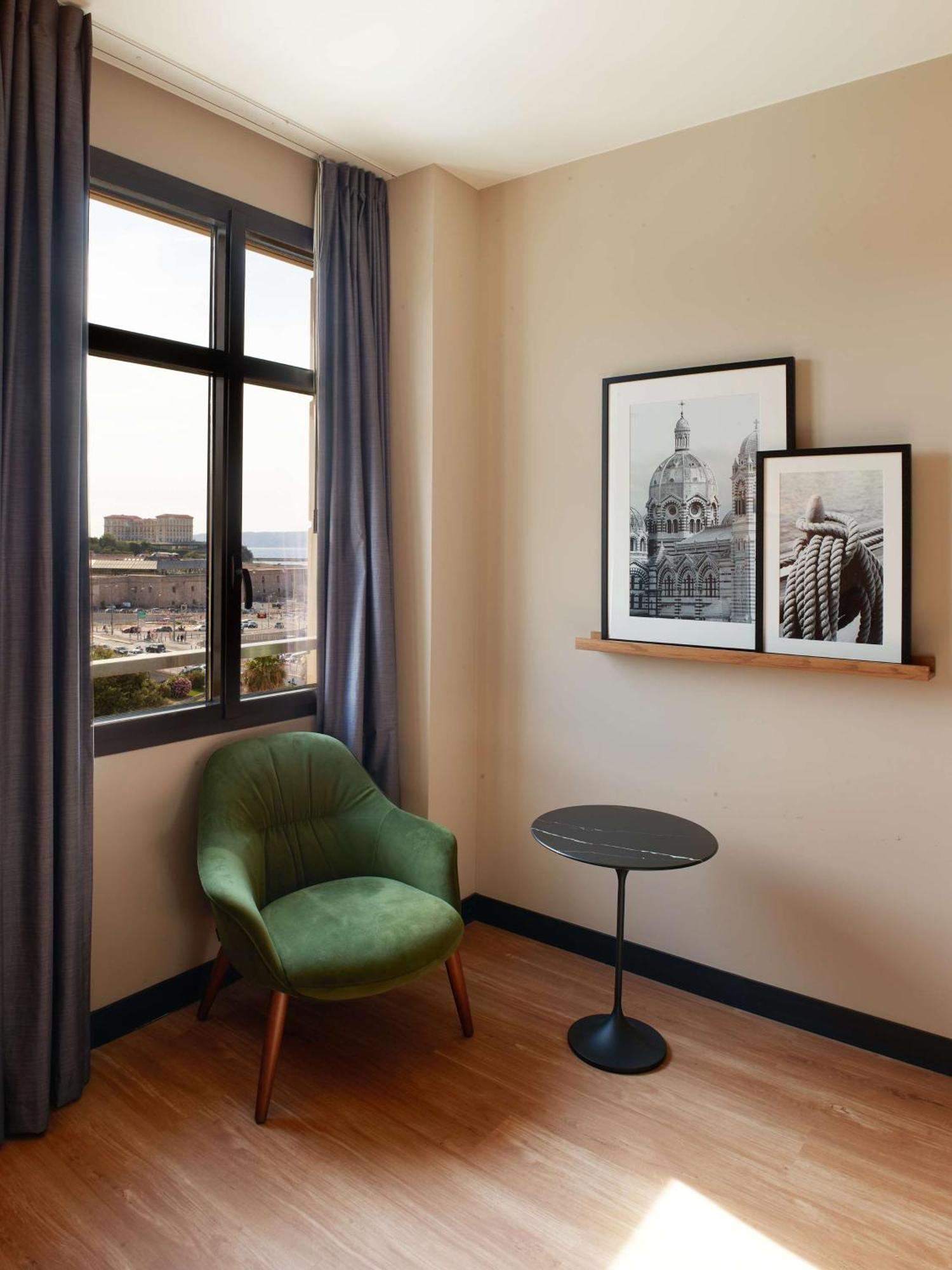Radisson Blu Vieux Port Hotel 4*